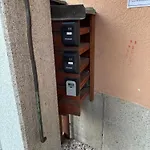 Amarotico, 1 Cheb