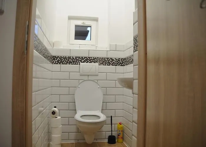 Apartment Amarotico, 1